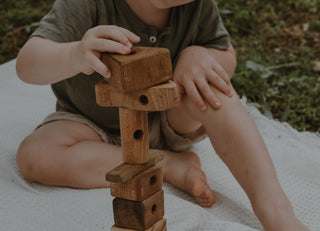 KAWI Senso Fädelspiel aus Holz für Babys – Holzspielzeug für Feinmotorik